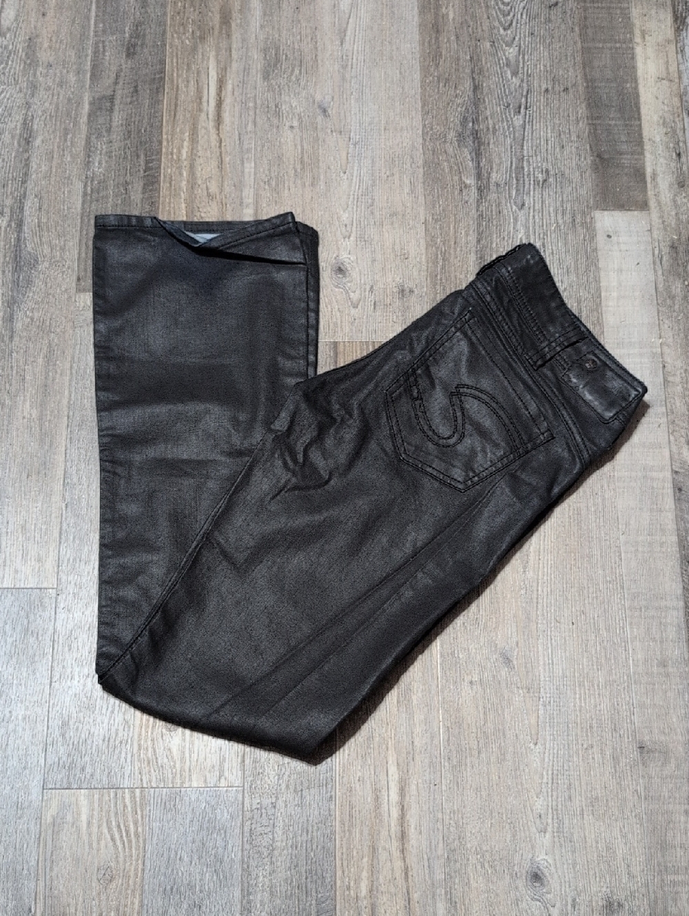 Silver Jeans Co. Tuesday Low Rise Slim Bootcut Coated Black Jeans
